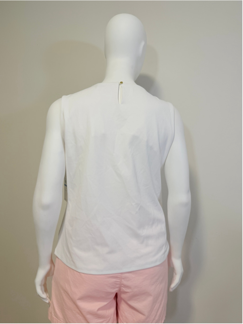 Calvin Klein Women's XL White Sleeveless Pleated Blouse w/ Gold Detail NWT - Picture 4 of 5